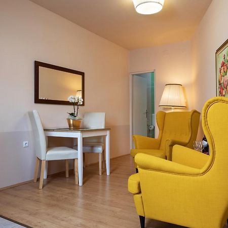 Apartments Javor Rovinj Bilik gambar